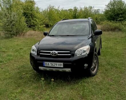 Чорний Тойота РАВ 4, об'ємом двигуна 2 л та пробігом 231 тис. км за 9900 $, фото 6 на Automoto.ua
