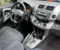 Чорний Тойота РАВ 4, об'ємом двигуна 2 л та пробігом 176 тис. км за 10750 $, фото 17 на Automoto.ua