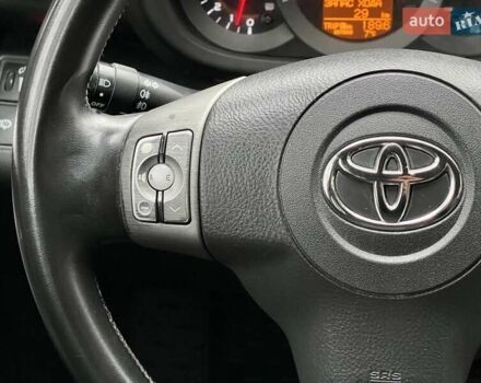 Чорний Тойота РАВ 4, об'ємом двигуна 2 л та пробігом 176 тис. км за 10750 $, фото 27 на Automoto.ua