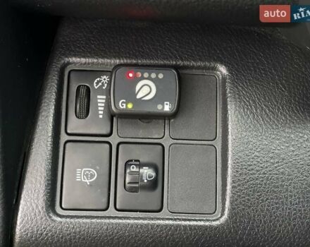 Черный Тойота РАВ 4, объемом двигателя 2 л и пробегом 176 тыс. км за 10750 $, фото 35 на Automoto.ua