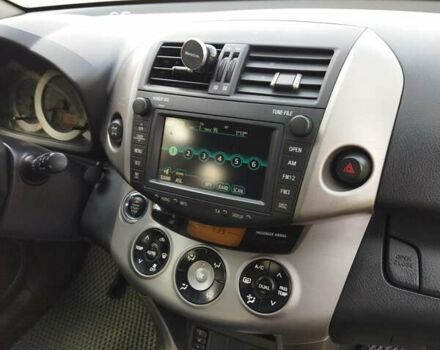 Черный Тойота РАВ 4, объемом двигателя 2.2 л и пробегом 240 тыс. км за 7800 $, фото 7 на Automoto.ua