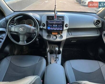 Тойота РАВ 4 2008 в Киеве на Automoto.ua Черный Тойота РАВ 4, объемом двигателя 2 л и пробегом 320 тыс. км за 12700 $, фото 16 на Automoto.ua