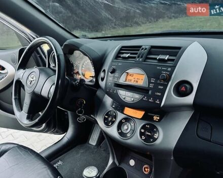 Черный Тойота РАВ 4, объемом двигателя 2.2 л и пробегом 219 тыс. км за 7999 $, фото 27 на Automoto.ua