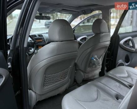 Черный Тойота РАВ 4, объемом двигателя 2.36 л и пробегом 267 тыс. км за 7777 $, фото 48 на Automoto.ua