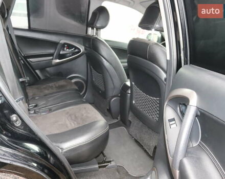 Черный Тойота РАВ 4, объемом двигателя 2.2 л и пробегом 270 тыс. км за 9500 $, фото 9 на Automoto.ua