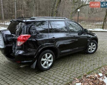 Черный Тойота РАВ 4, объемом двигателя 2.36 л и пробегом 267 тыс. км за 7777 $, фото 8 на Automoto.ua