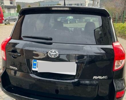Чорний Тойота РАВ 4, об'ємом двигуна 2.2 л та пробігом 280 тис. км за 8500 $, фото 1 на Automoto.ua