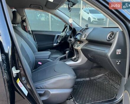 Тойота РАВ 4 2008 в Киеве на Automoto.ua Черный Тойота РАВ 4, объемом двигателя 2 л и пробегом 320 тыс. км за 12700 $, фото 8 на Automoto.ua