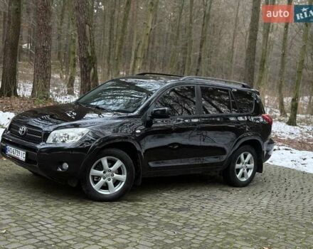 Черный Тойота РАВ 4, объемом двигателя 2.36 л и пробегом 268 тыс. км за 7500 $, фото 5 на Automoto.ua