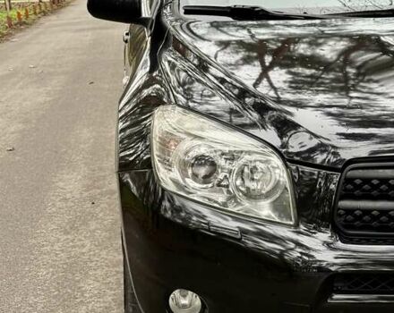 Чорний Тойота РАВ 4, об'ємом двигуна 2 л та пробігом 177 тис. км за 10999 $, фото 9 на Automoto.ua