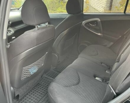 Чорний Тойота РАВ 4, об'ємом двигуна 2.2 л та пробігом 280 тис. км за 8500 $, фото 5 на Automoto.ua