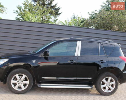 Черный Тойота РАВ 4, объемом двигателя 2.2 л и пробегом 270 тыс. км за 9500 $, фото 1 на Automoto.ua