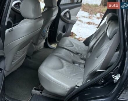 Черный Тойота РАВ 4, объемом двигателя 2.36 л и пробегом 268 тыс. км за 7500 $, фото 51 на Automoto.ua