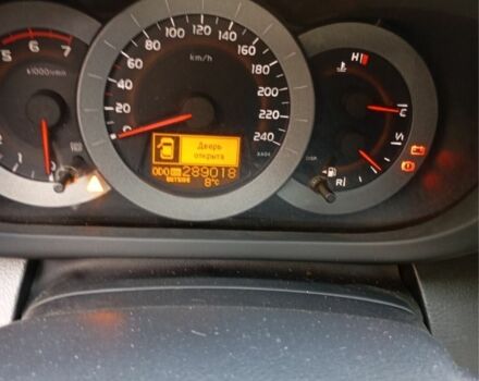 Чорний Тойота РАВ 4, об'ємом двигуна 2.2 л та пробігом 290 тис. км за 8500 $, фото 7 на Automoto.ua