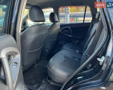 Тойота РАВ 4 2008 в Киеве на Automoto.ua Черный Тойота РАВ 4, объемом двигателя 2 л и пробегом 320 тыс. км за 12700 $, фото 11 на Automoto.ua