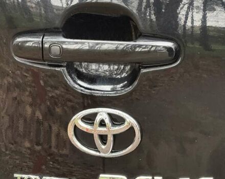 Чорний Тойота РАВ 4, об'ємом двигуна 2 л та пробігом 177 тис. км за 10999 $, фото 64 на Automoto.ua