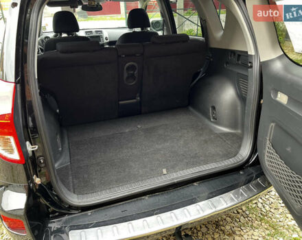 Черный Тойота РАВ 4, объемом двигателя 2.23 л и пробегом 235 тыс. км за 9500 $, фото 23 на Automoto.ua