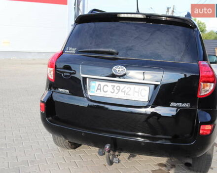 Черный Тойота РАВ 4, объемом двигателя 2.2 л и пробегом 270 тыс. км за 9500 $, фото 5 на Automoto.ua