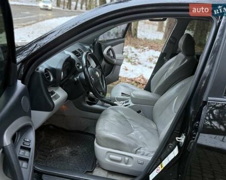 Черный Тойота РАВ 4, объемом двигателя 2.36 л и пробегом 268 тыс. км за 7500 $, фото 34 на Automoto.ua