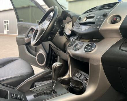 Черный Тойота РАВ 4, объемом двигателя 2 л и пробегом 275 тыс. км за 10300 $, фото 17 на Automoto.ua