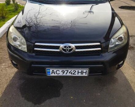 Черный Тойота РАВ 4, объемом двигателя 2.2 л и пробегом 240 тыс. км за 7800 $, фото 1 на Automoto.ua