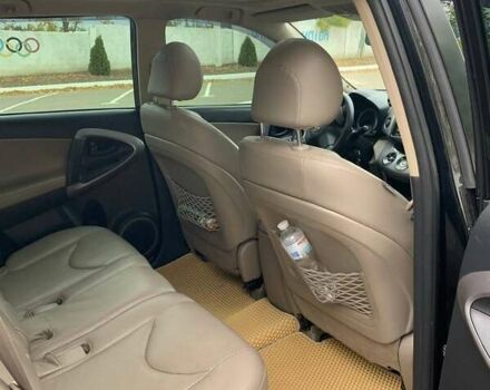 Черный Тойота РАВ 4, объемом двигателя 2.36 л и пробегом 196 тыс. км за 9500 $, фото 9 на Automoto.ua