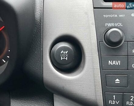 Чорний Тойота РАВ 4, об'ємом двигуна 2 л та пробігом 176 тис. км за 10750 $, фото 30 на Automoto.ua