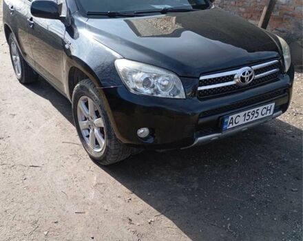 Чорний Тойота РАВ 4, об'ємом двигуна 2.2 л та пробігом 290 тис. км за 8500 $, фото 1 на Automoto.ua