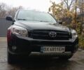 Черный Тойота РАВ 4, объемом двигателя 2 л и пробегом 225 тыс. км за 9000 $, фото 4 на Automoto.ua