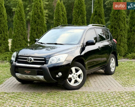 Черный Тойота РАВ 4, объемом двигателя 2 л и пробегом 87 тыс. км за 12800 $, фото 1 на Automoto.ua