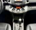 Чорний Тойота РАВ 4, об'ємом двигуна 2 л та пробігом 177 тис. км за 10999 $, фото 39 на Automoto.ua