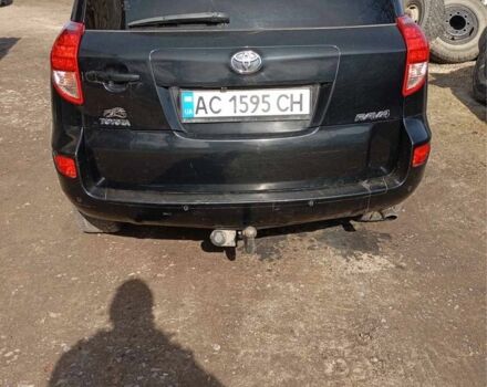 Чорний Тойота РАВ 4, об'ємом двигуна 2.2 л та пробігом 290 тис. км за 8500 $, фото 3 на Automoto.ua