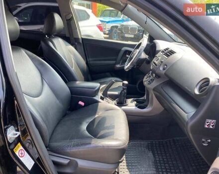 Чорний Тойота РАВ 4, об'ємом двигуна 2.23 л та пробігом 178 тис. км за 9200 $, фото 21 на Automoto.ua