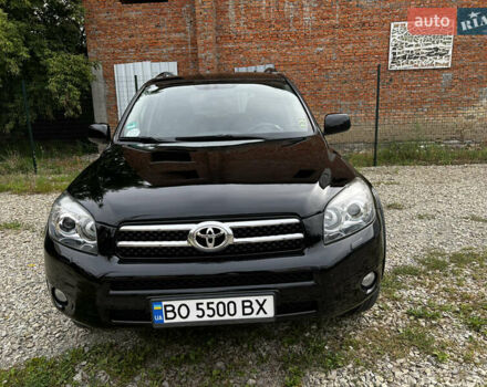 Черный Тойота РАВ 4, объемом двигателя 2.23 л и пробегом 235 тыс. км за 9500 $, фото 2 на Automoto.ua