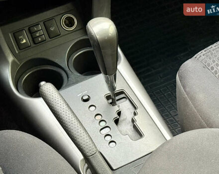 Черный Тойота РАВ 4, объемом двигателя 2 л и пробегом 87 тыс. км за 12800 $, фото 30 на Automoto.ua