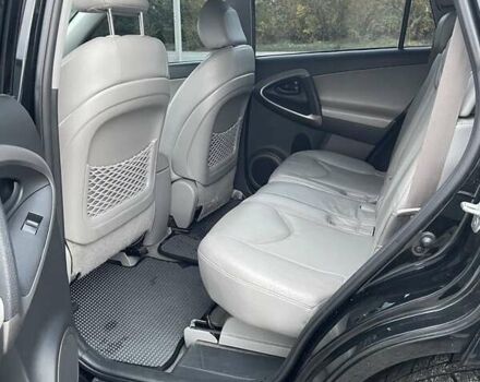 Тойота РАВ 4 2008 в Вишневом на Automoto.ua Черный Тойота РАВ 4, объемом двигателя 2.4 л и пробегом 240 тыс. км за 10500 $, фото 10 на Automoto.ua