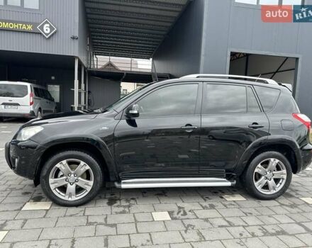 Черный Тойота РАВ 4, объемом двигателя 2.2 л и пробегом 227 тыс. км за 10500 $, фото 4 на Automoto.ua