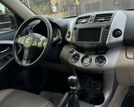 Черный Тойота РАВ 4, объемом двигателя 2.2 л и пробегом 274 тыс. км за 9500 $, фото 41 на Automoto.ua