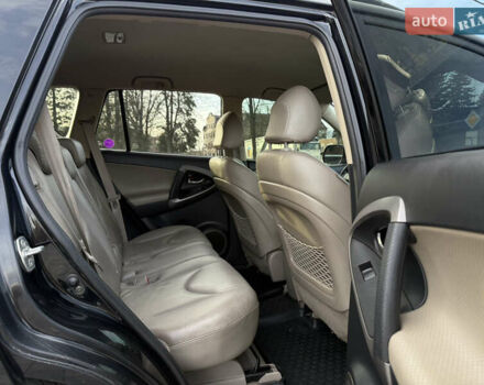 Черный Тойота РАВ 4, объемом двигателя 2.2 л и пробегом 274 тыс. км за 9500 $, фото 34 на Automoto.ua