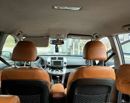 Черный Тойота РАВ 4, объемом двигателя 2.2 л и пробегом 316 тыс. км за 4290 $, фото 7 на Automoto.ua