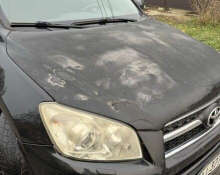 Черный Тойота РАВ 4, объемом двигателя 2 л и пробегом 230 тыс. км за 6800 $, фото 3 на Automoto.ua