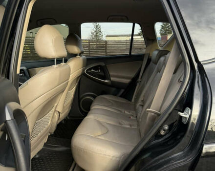 Черный Тойота РАВ 4, объемом двигателя 2.2 л и пробегом 274 тыс. км за 9500 $, фото 51 на Automoto.ua