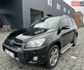 Черный Тойота РАВ 4, объемом двигателя 2.2 л и пробегом 227 тыс. км за 10500 $, фото 1 на Automoto.ua