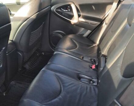 Черный Тойота РАВ 4, объемом двигателя 2.23 л и пробегом 240 тыс. км за 10500 $, фото 5 на Automoto.ua