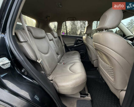 Черный Тойота РАВ 4, объемом двигателя 2.2 л и пробегом 274 тыс. км за 9500 $, фото 39 на Automoto.ua