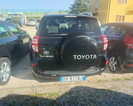 Чорний Тойота РАВ 4, об'ємом двигуна 2.2 л та пробігом 237 тис. км за 5999 $, фото 3 на Automoto.ua