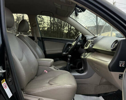 Черный Тойота РАВ 4, объемом двигателя 2.2 л и пробегом 274 тыс. км за 9500 $, фото 40 на Automoto.ua