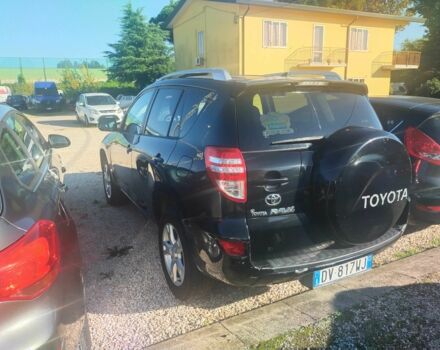 Чорний Тойота РАВ 4, об'ємом двигуна 2.2 л та пробігом 237 тис. км за 5999 $, фото 4 на Automoto.ua