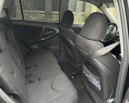 Черный Тойота РАВ 4, объемом двигателя 2 л и пробегом 230 тыс. км за 6800 $, фото 12 на Automoto.ua