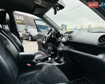 Черный Тойота РАВ 4, объемом двигателя 2.23 л и пробегом 249 тыс. км за 13800 $, фото 23 на Automoto.ua